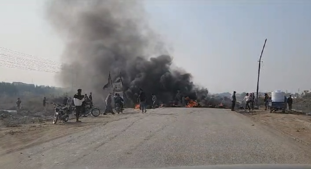 احتكاك بين الأمن و"مقاطعين" للانتخابات في واسط يؤدي لقطع طريق رئيسي (فيديو)