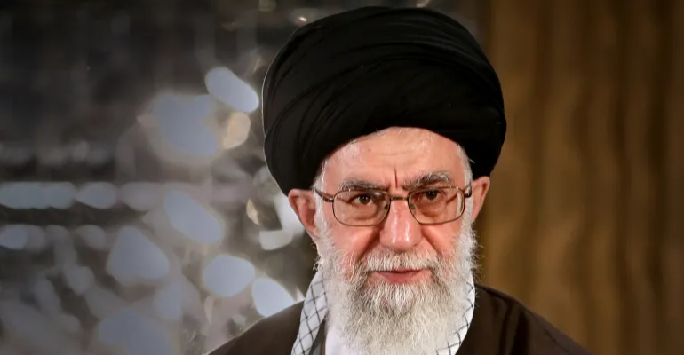 خامنئي ضمن الأهداف.. خبير يكشف تفاصيل هجوم إسرائيل "المتوقع" على إيران
