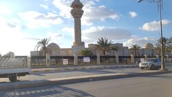 بين مدرسة دينية ومول واسواق .. صراع على استثمار جامع شيده صدام بمسقط رأسه